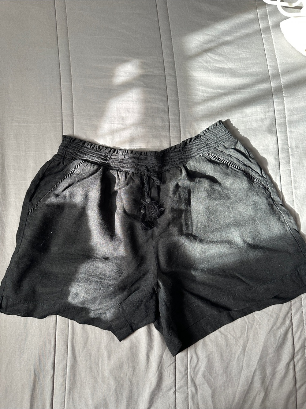 Briggs Black Elastic-Waist Casual Shorts